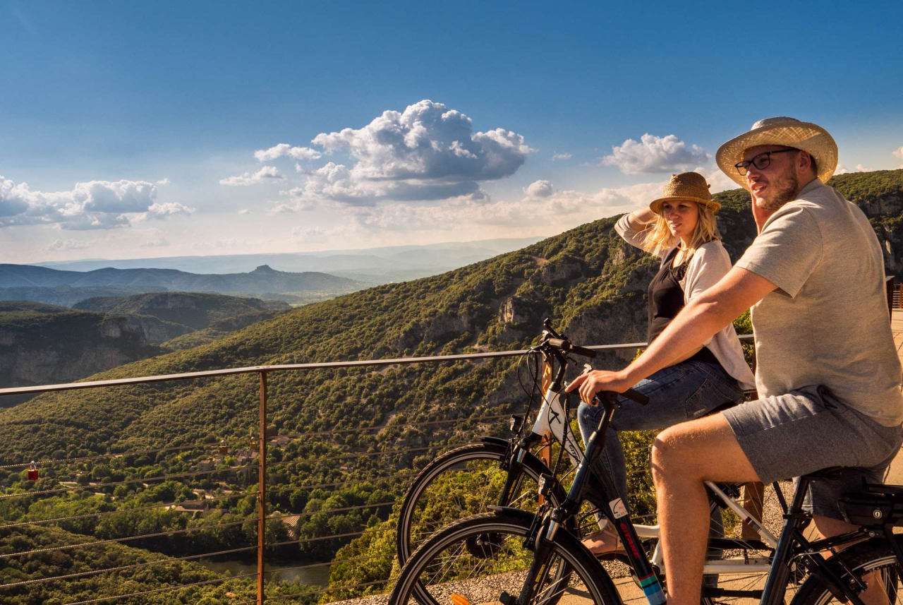 vélo dans les gorges de l'ardèche
