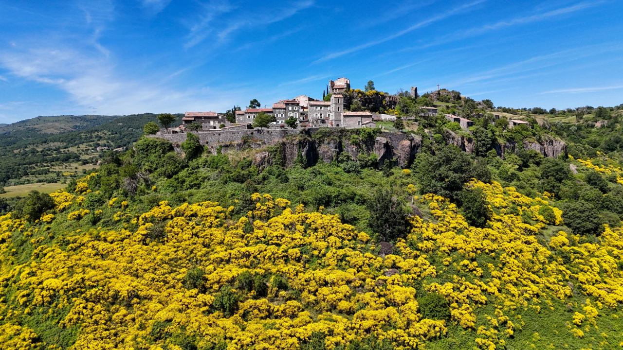 Village de caractère St Laurent-sous-Coiron Sud Ardèche